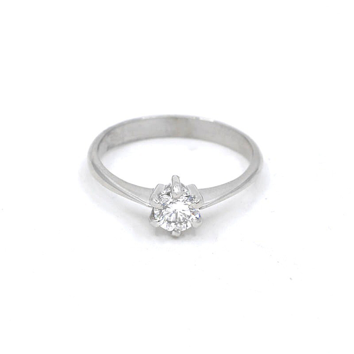 Anillo Solitario En Platino Y Brillante 
