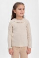 Sweater con volado CRUDO