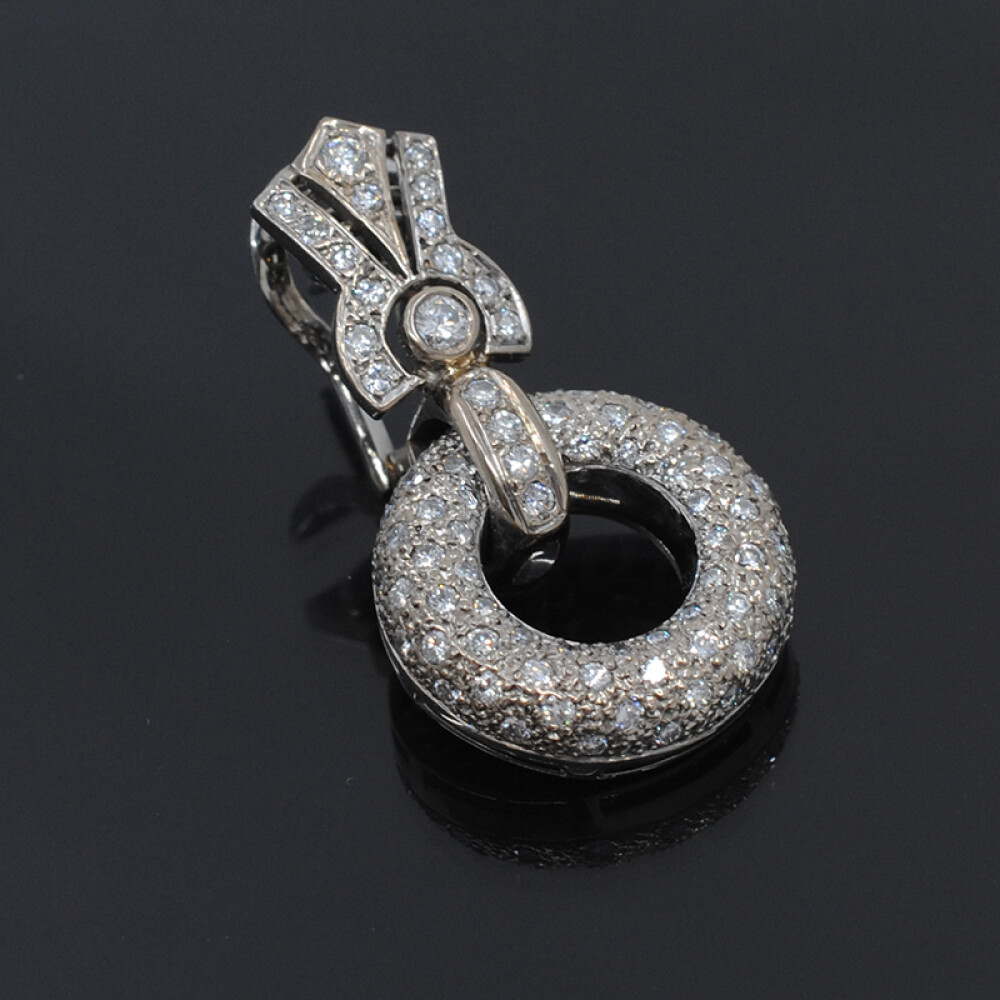 Par de caravanas oro 18k y brillantes Par de caravanas oro 18k y brillantes