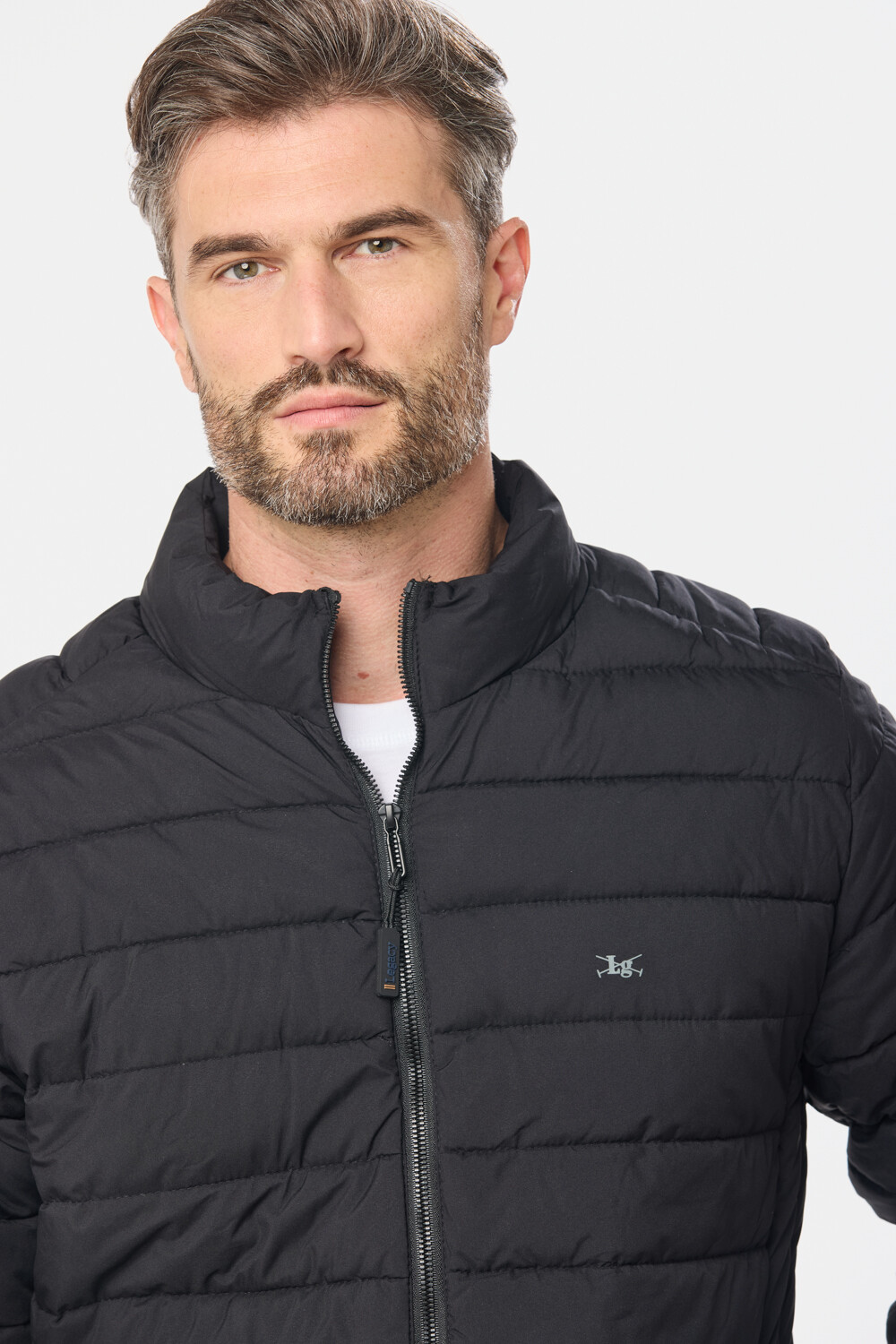 CAMPERA CAPUCHA DESMONTABLE Negro