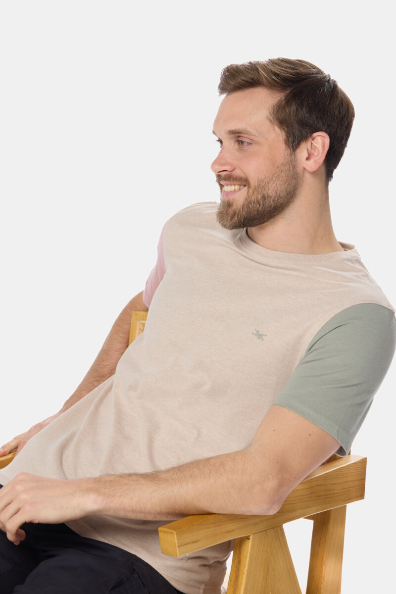 REMERA LISA COMBINADA - Beige 