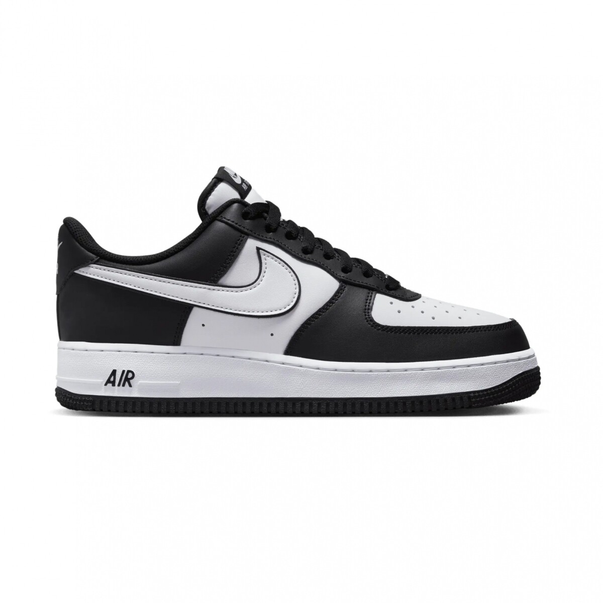 NIKE AIR FORCE 1 07 - Black 