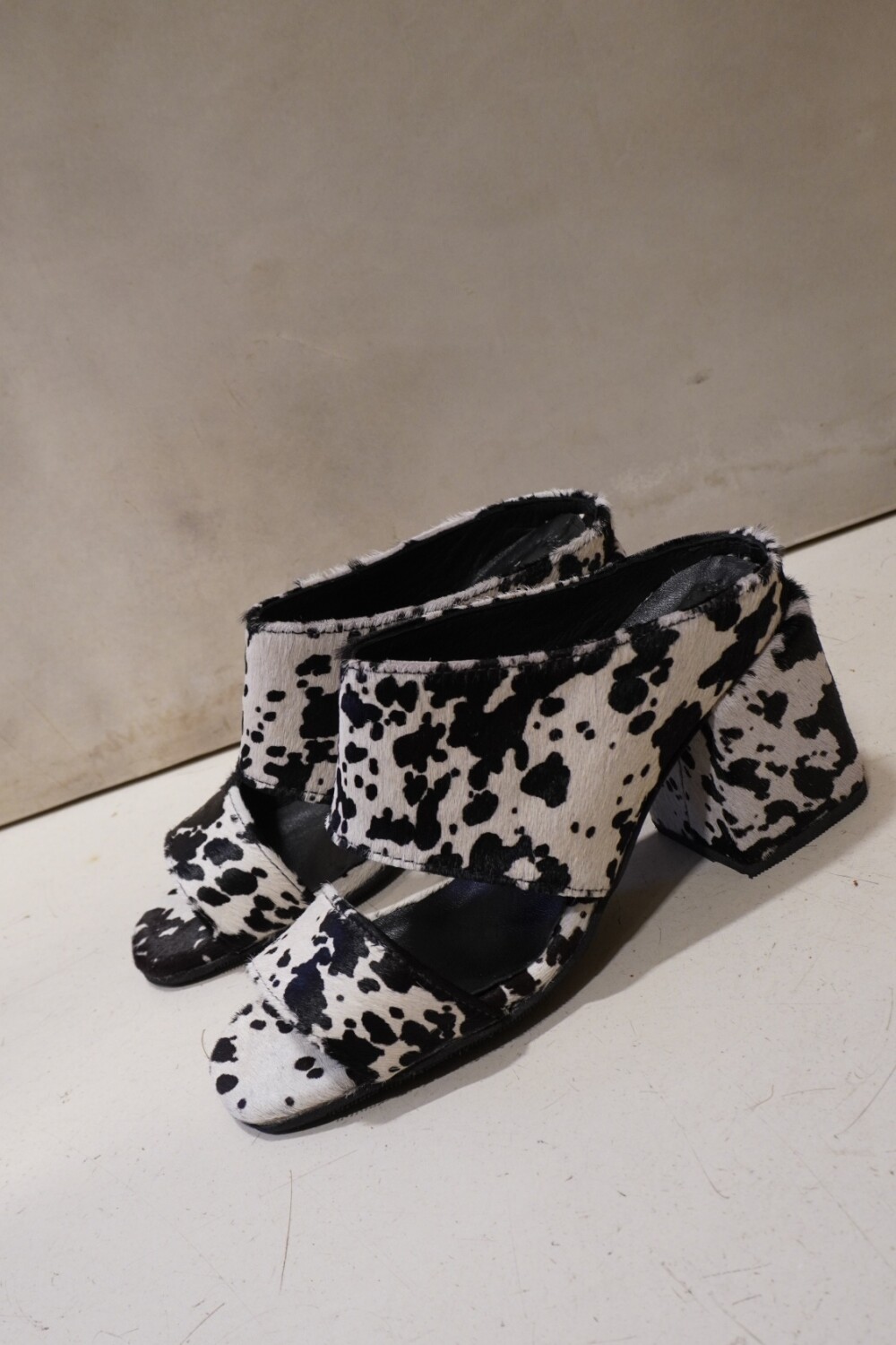 Firework Print Heels Crudo / Negro