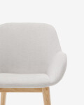 Silla Konna beige y patas de madera maciza de fresno acabado natural Silla Konna beige y patas de madera maciza de fresno acabado natural