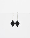 Aros Colgantes Cortos Color Aros Colgantes Corto Chapón - Negro