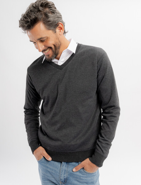 Buzo escote V Cedro grafito