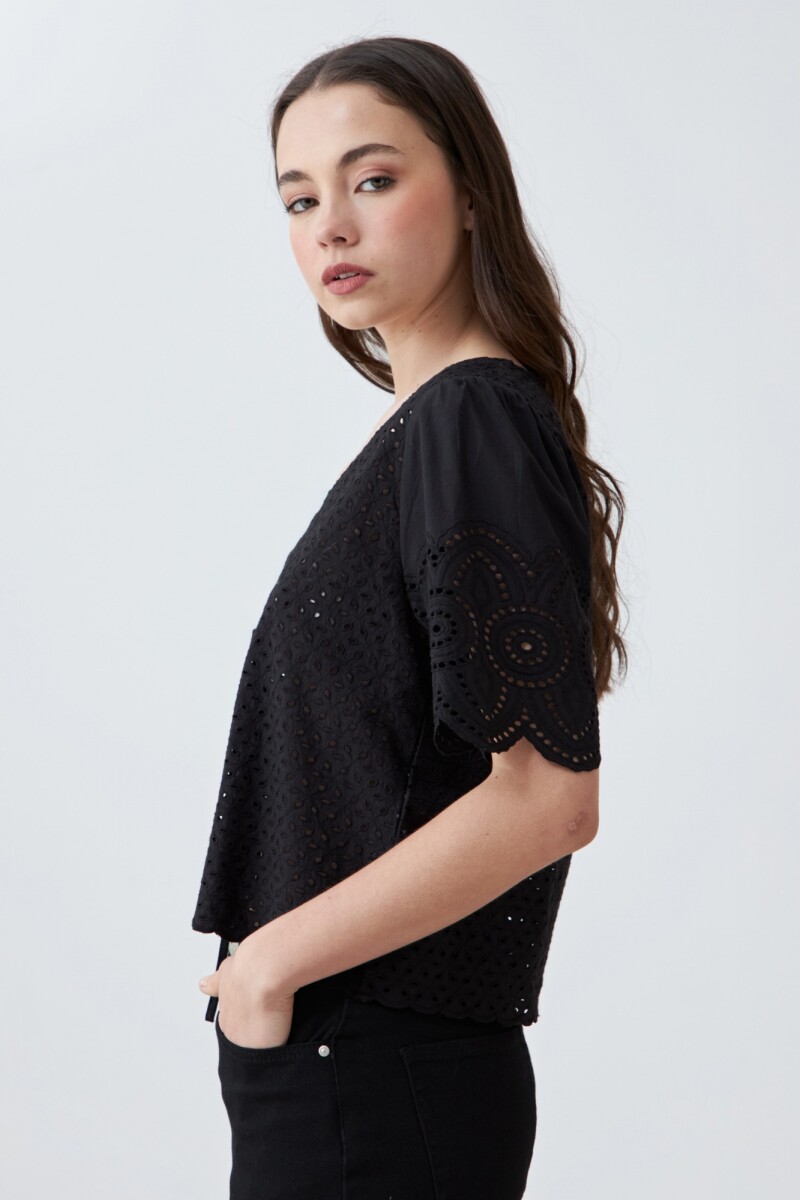 Blusa de broderie con lazos negro
