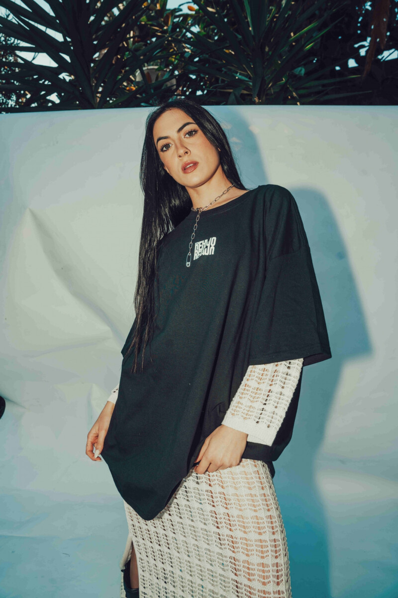Remeron Boomerang Negro