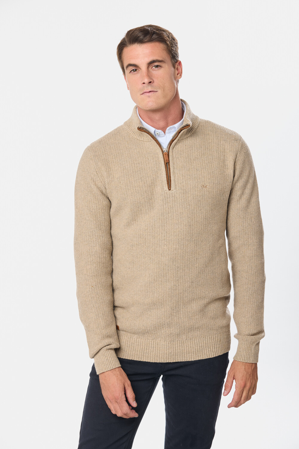 BUZO TEJIDO GRUESO Beige