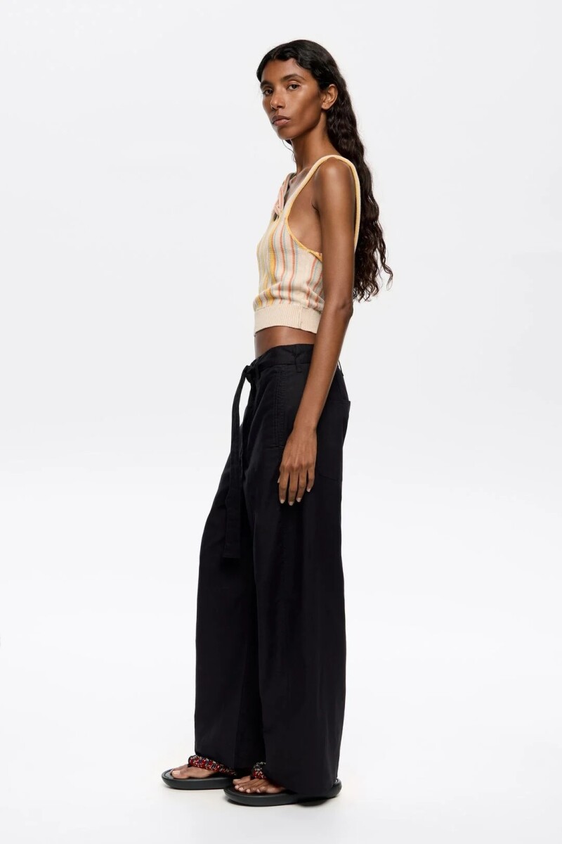 PANTALÓN Negro