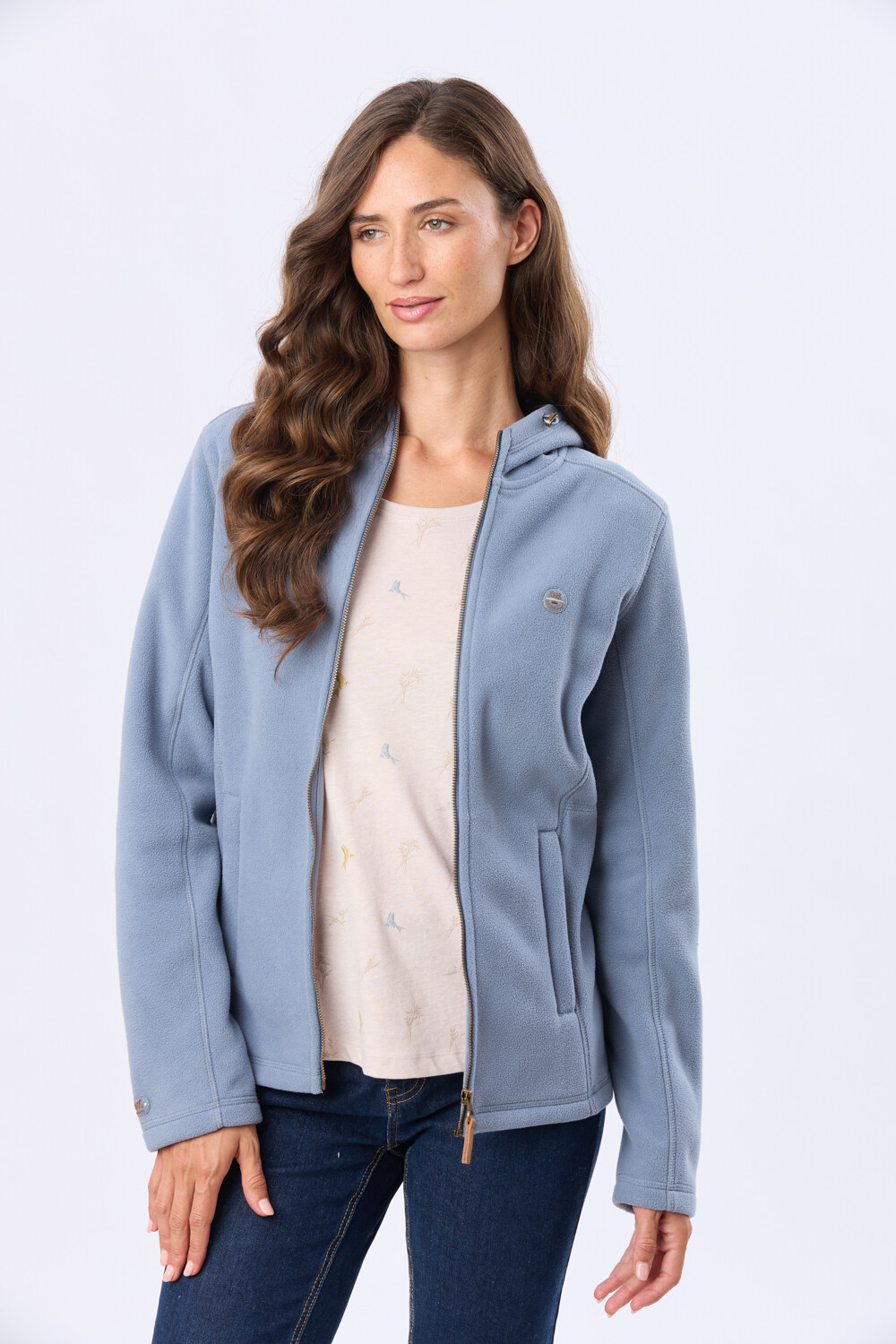 CAMPERA POLAR CON CAPUCHA Lila