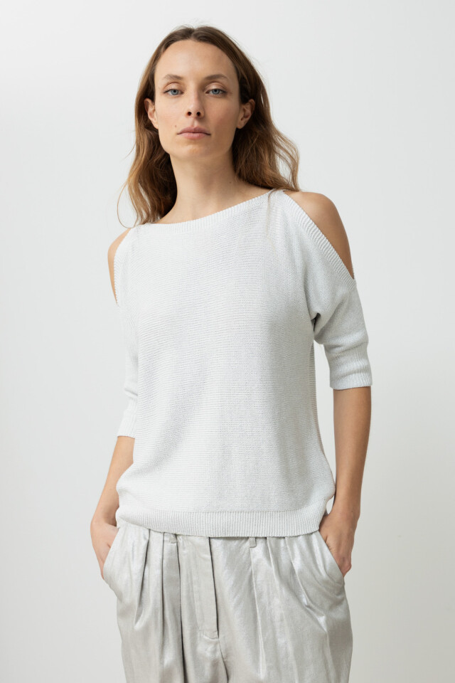 Sweater lurex hombros descubiertos plateado