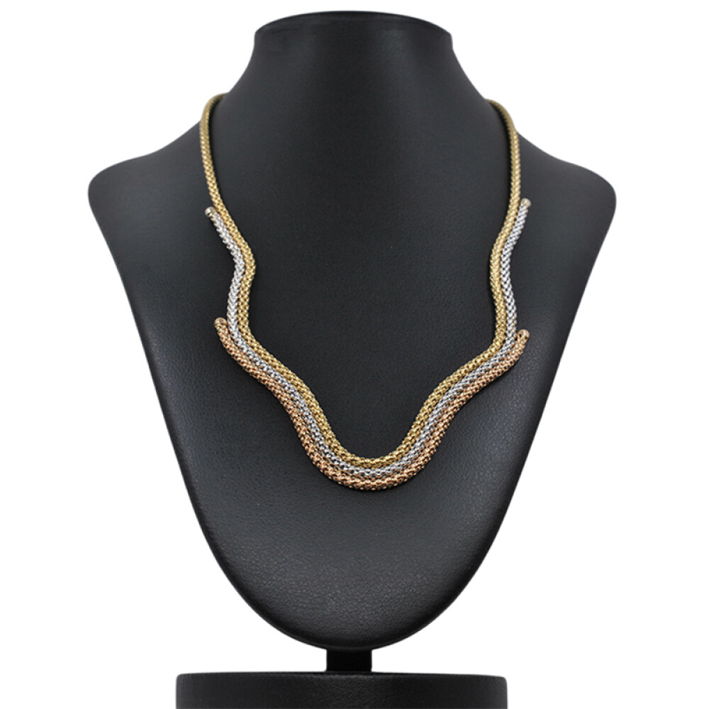 Collar en oro 18k de 3 tonos Collar en oro 18k de 3 tonos