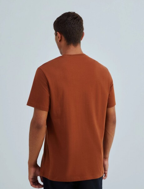 CAMISETA BÁSICA UNISSEX MARRÓN