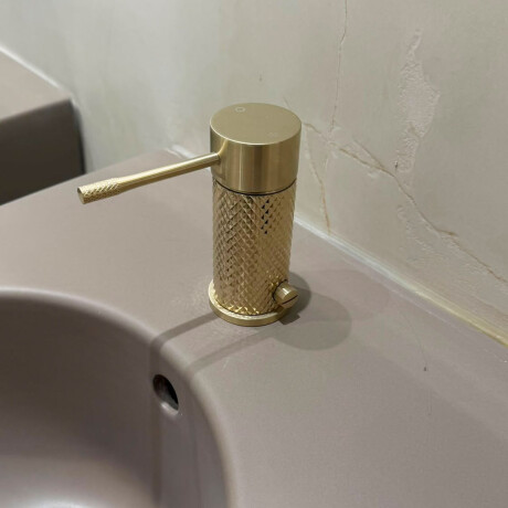 BIDET C/TRANSF LABRADO EN ORO SATINADO-CEPILLADO SIGNATURE DORADO-BRUSHED GOLD