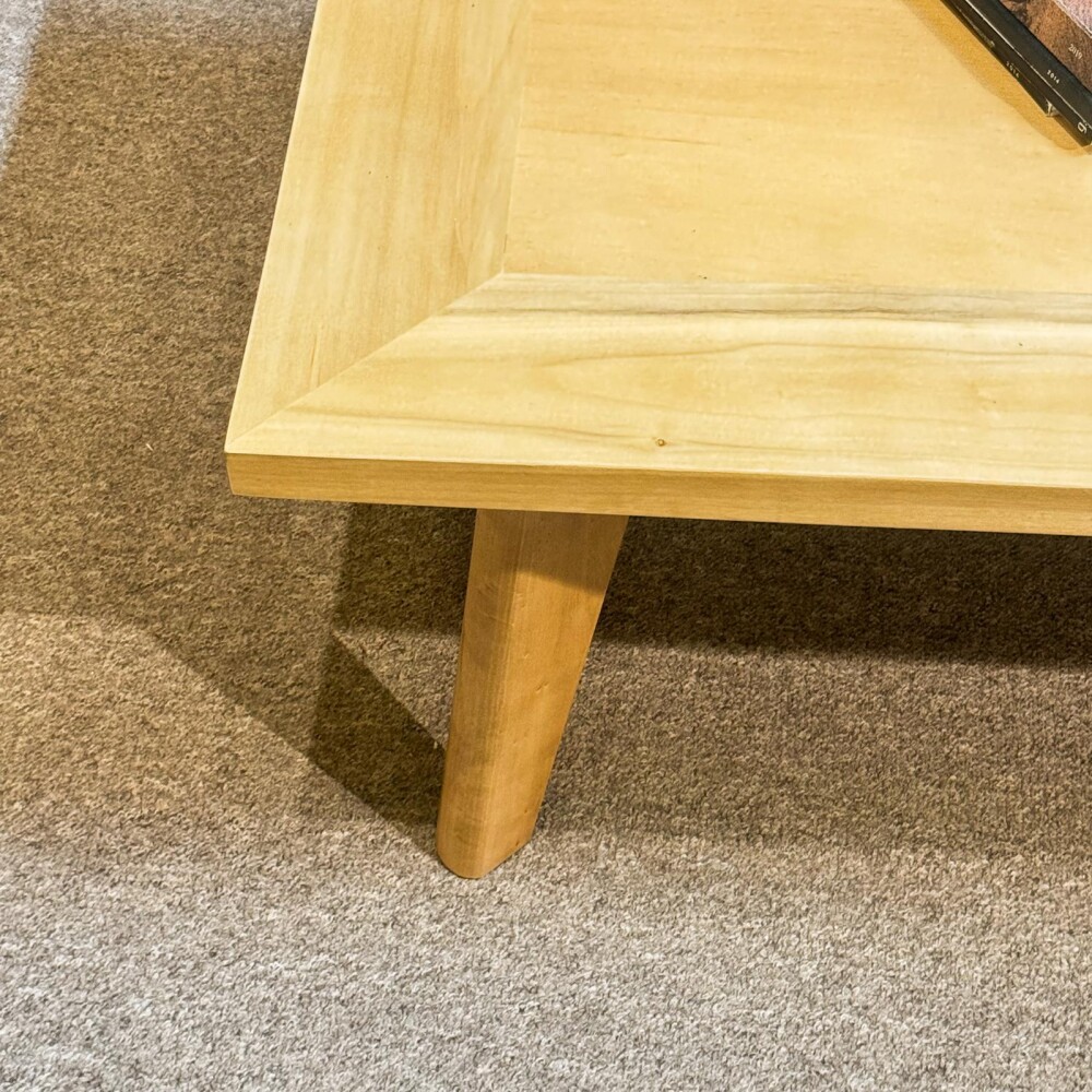 Mesa de living Alva 120x70cm (por pedido) Mesa de living Alva 120x70cm (por pedido)