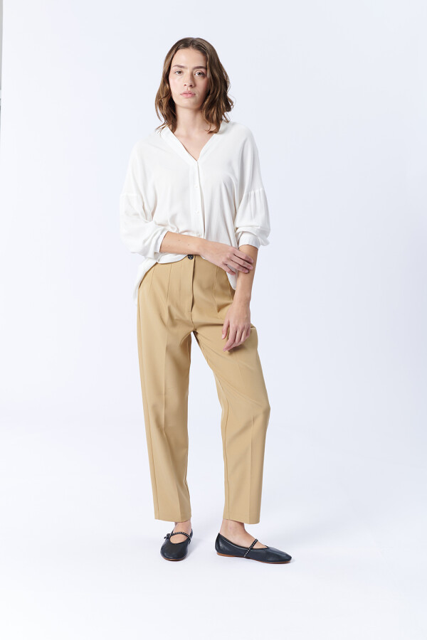 PantalÃ³n De Vestir Carrot Beige