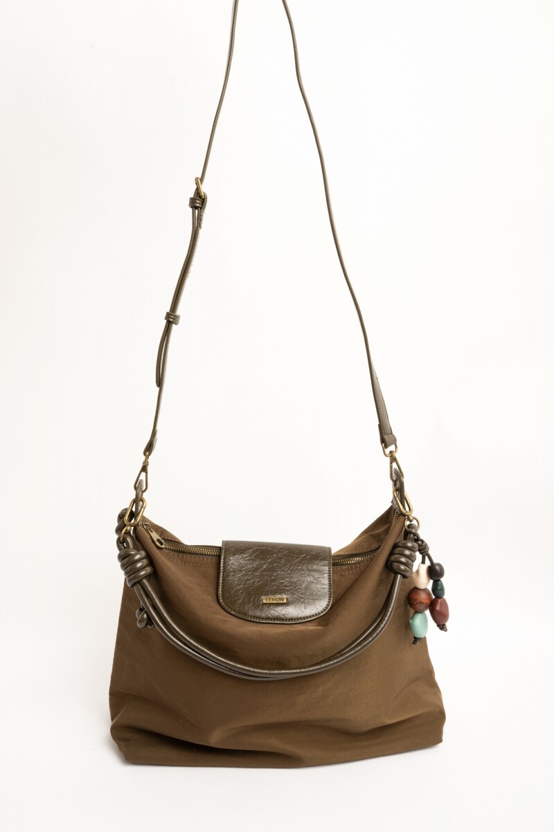 Cartera Con Charm Oliva