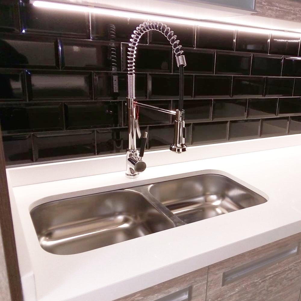 GRIFERÍA DE COCINA PARA MESADA MODELO TALAMPAYA CON EXTENSOR FV Grifería De Cocina Para Mesada Modelo Talampaya Con Extensor Fv