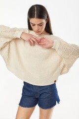 Sweater Agora Crudo