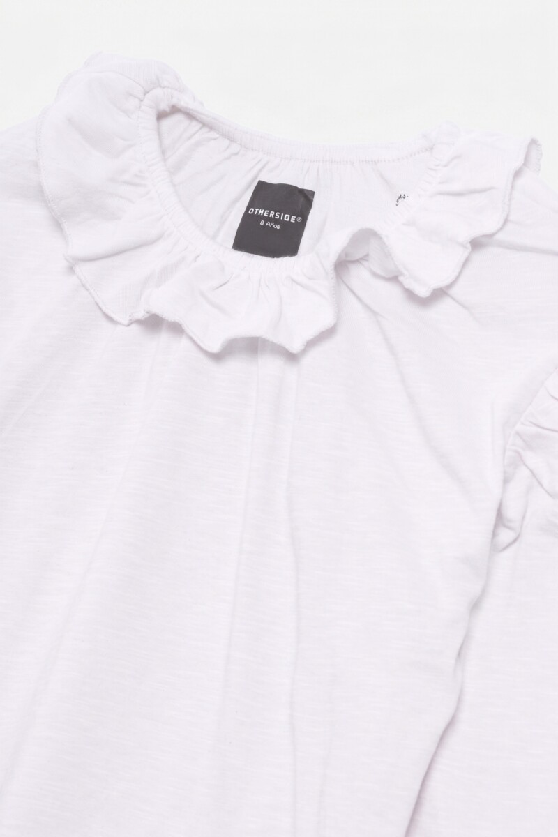 Remera con volado BLANCO