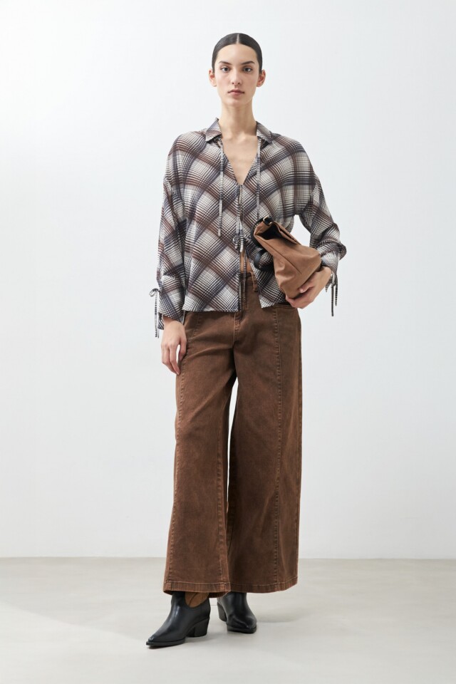 Camisa escocesa con lazos chocolate