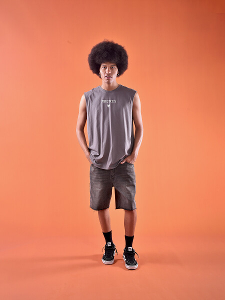 MUSCULOSA MICKEY ON POINT GRIS OSCURO