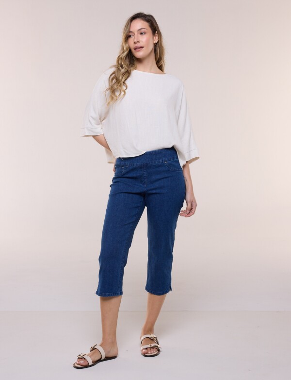 Capri Pull On Denim JEAN