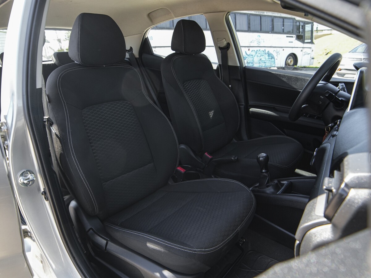 Hyundai HB20 Premium 1.0 Extra Full | Permuta / Financia Hyundai HB20 Premium 1.0 Extra Full | Permuta / Financia