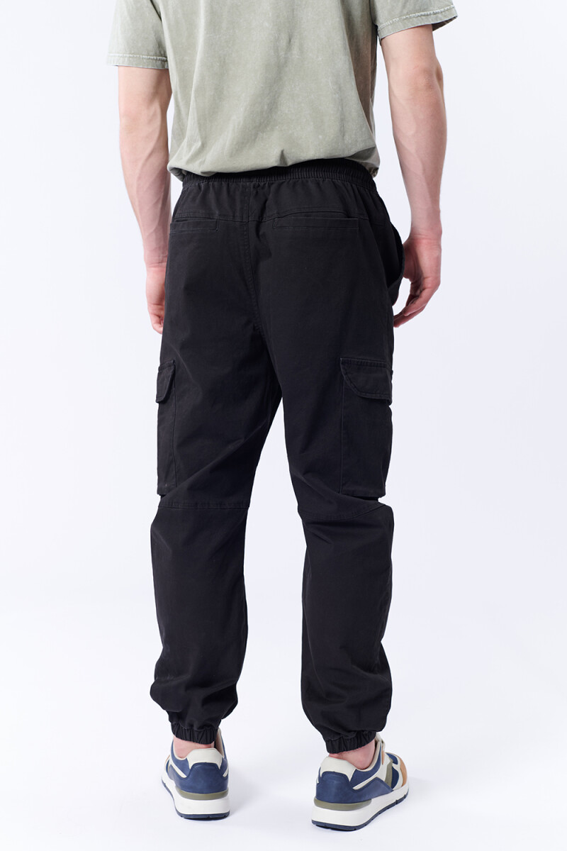 Pantalón Cargo Jogger Negro