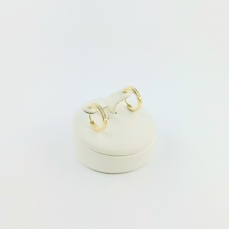 Par de aros de plata 925 con double de oro 18 ktes y circonias. Par de aros de plata 925 con double de oro 18 ktes y circonias.