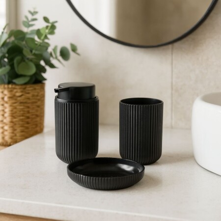 SET DE BAÑO PLASTICO 3 PIEZAS SET DE BAÑO PLASTICO 3 PIEZAS