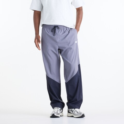 Pantalón New Balance de Hombre - Sport Legacy - MB61R010AA9 PURPLE
