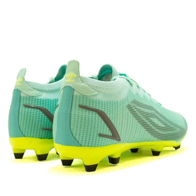 Championes Umbro de Fútbol Velocita II de Hombre - 20106217 Celeste-lima