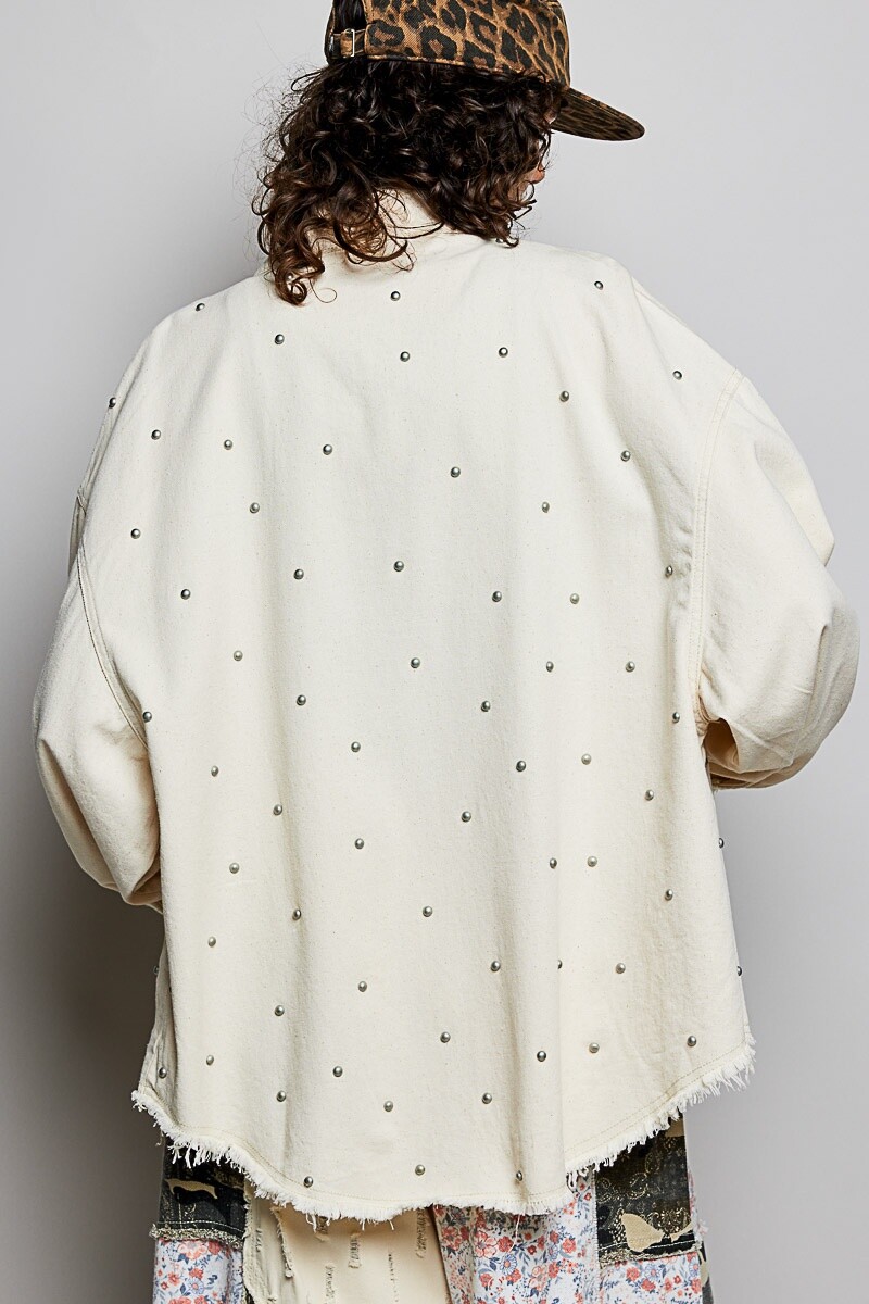CHAQUETA CON TACHAS Natural