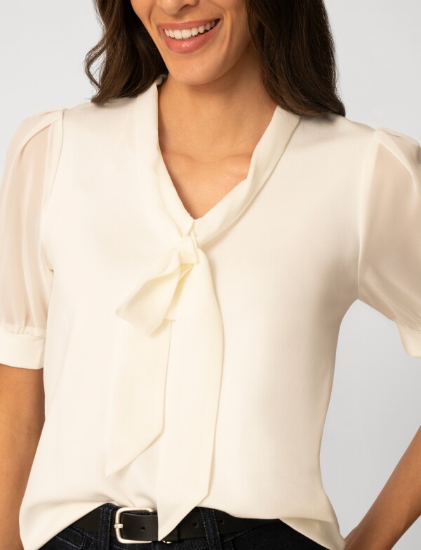 Blusa Escote Con Lazo CRUDO