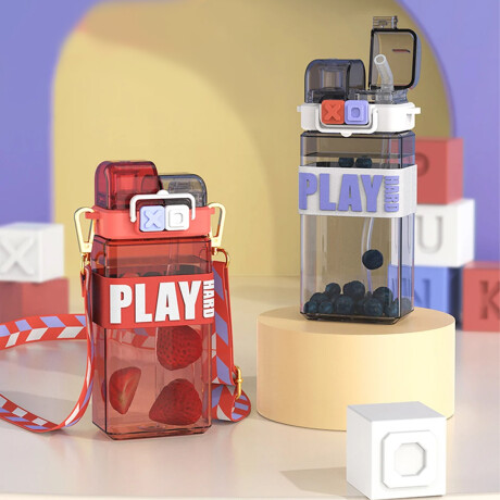 Botella Play doble pico para colgar Rojo
