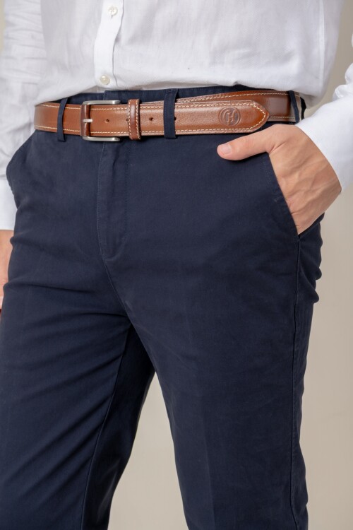 Pantalón gabardina classic fit Azul marino