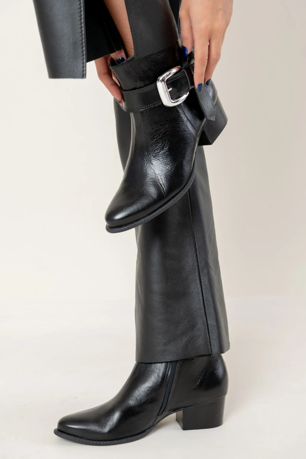 Bota helena