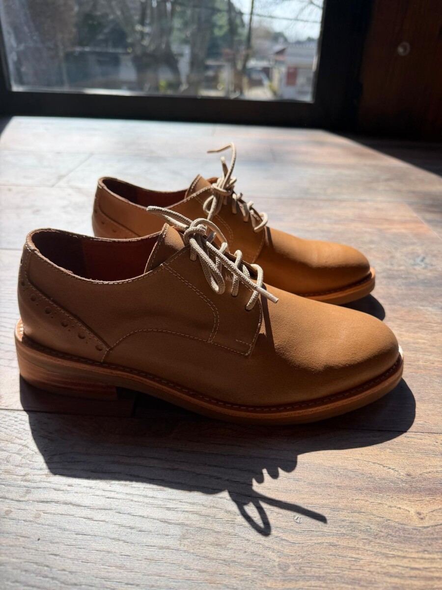 zapato sport beige 