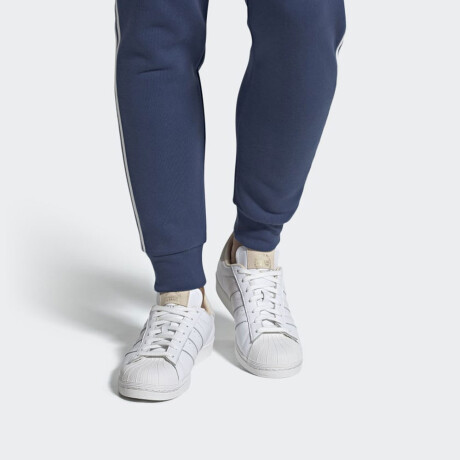 adidas SUPERSTAR White