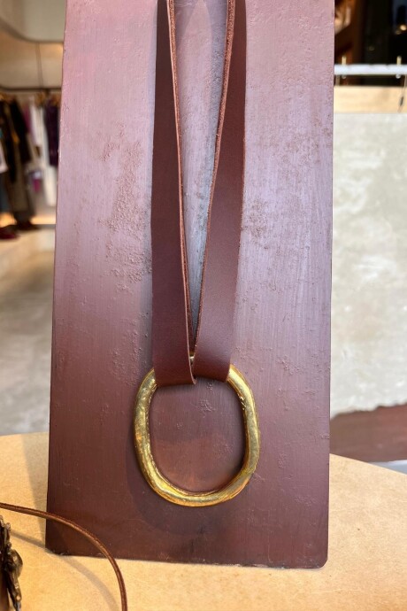 Big Oval Necklace Chocolate