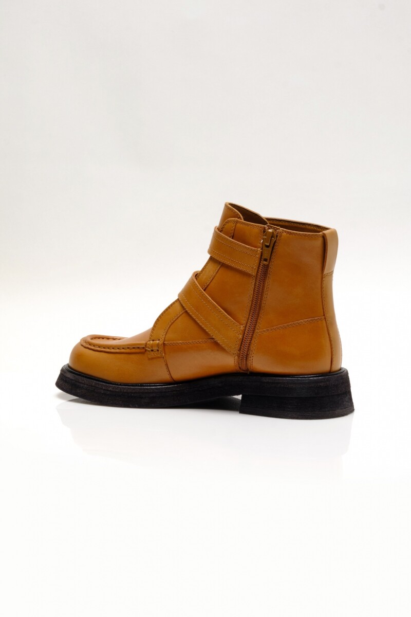 ISLA MOTO BOOT Vison