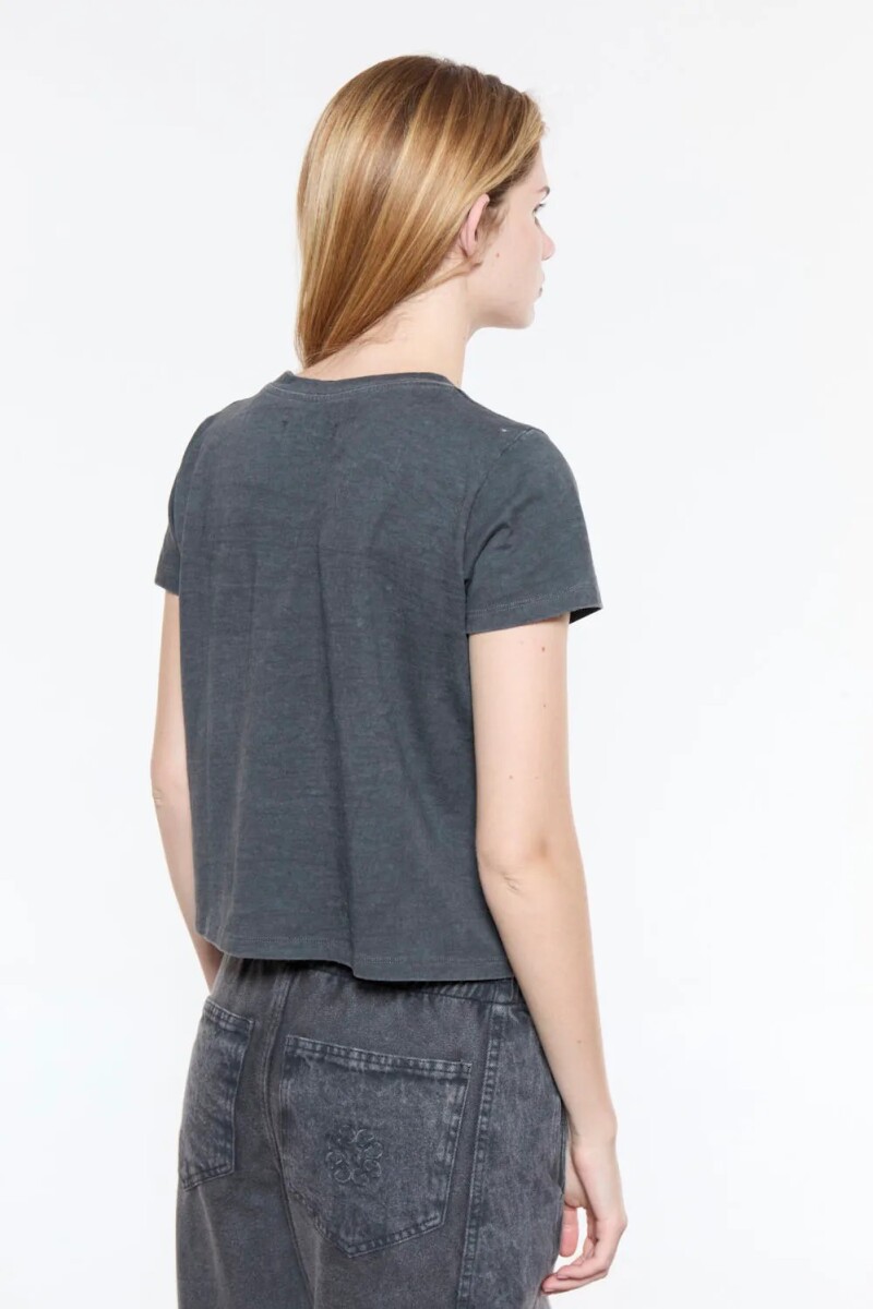 REMERA JED Negro