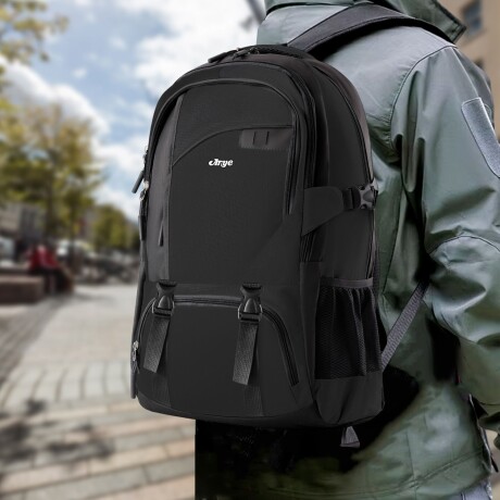 Mochila Urbana Arye 390 Durazno con Portanotebook Negro