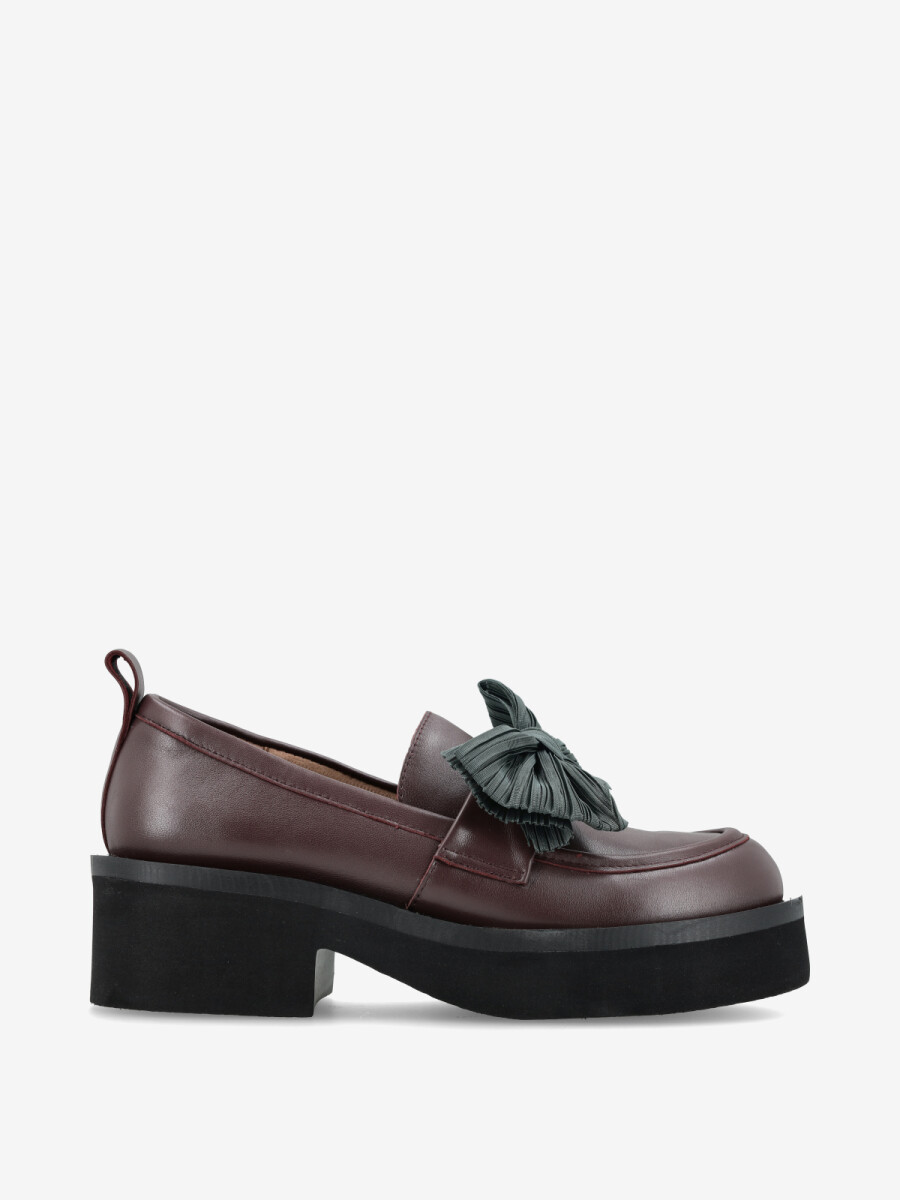 MOCASIN BOW LADY LOAFER 
