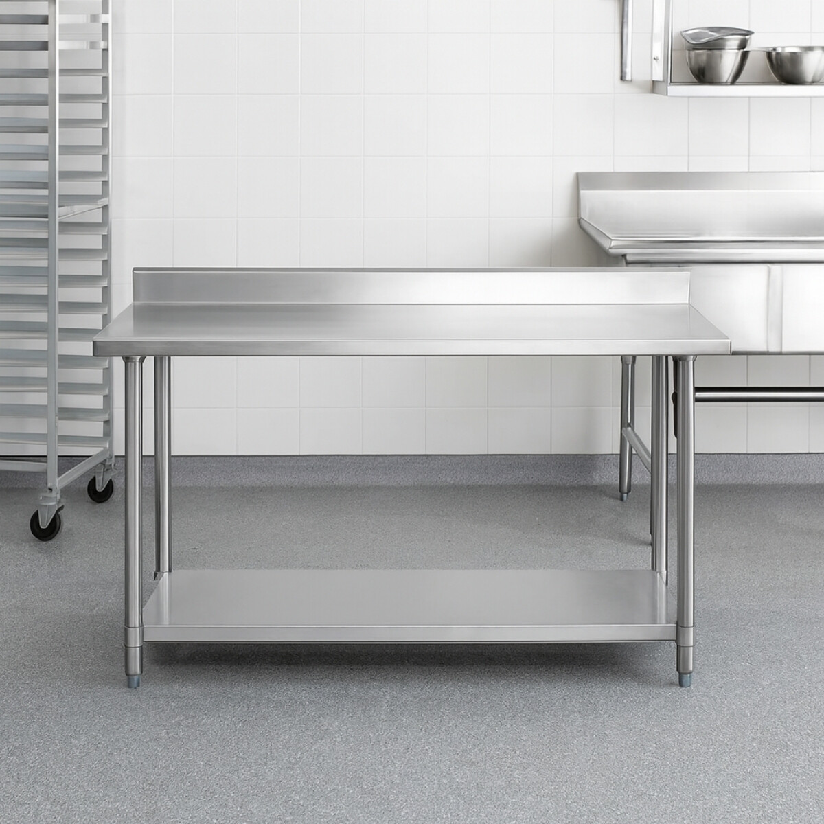 Mesada con Borde y Estante Inferior 180x60 cm 