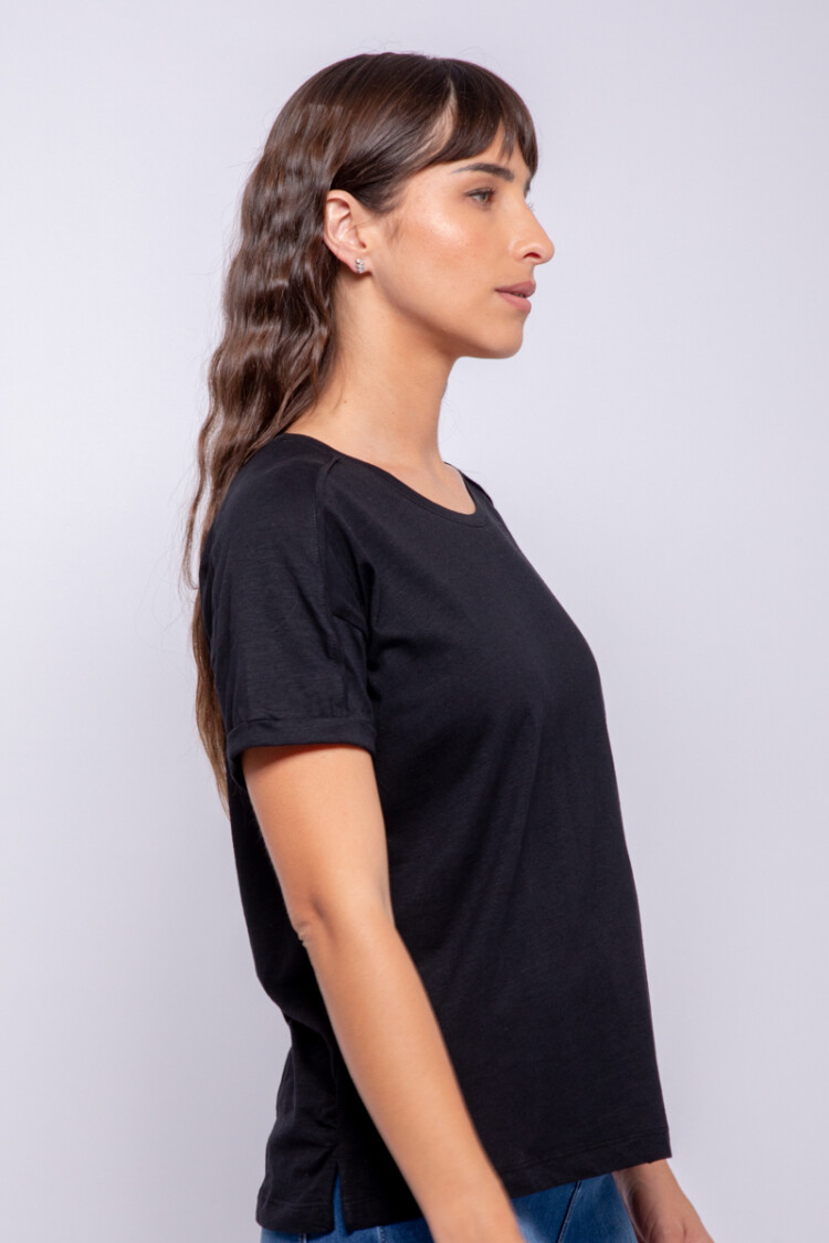 REMERA JODIE Negro