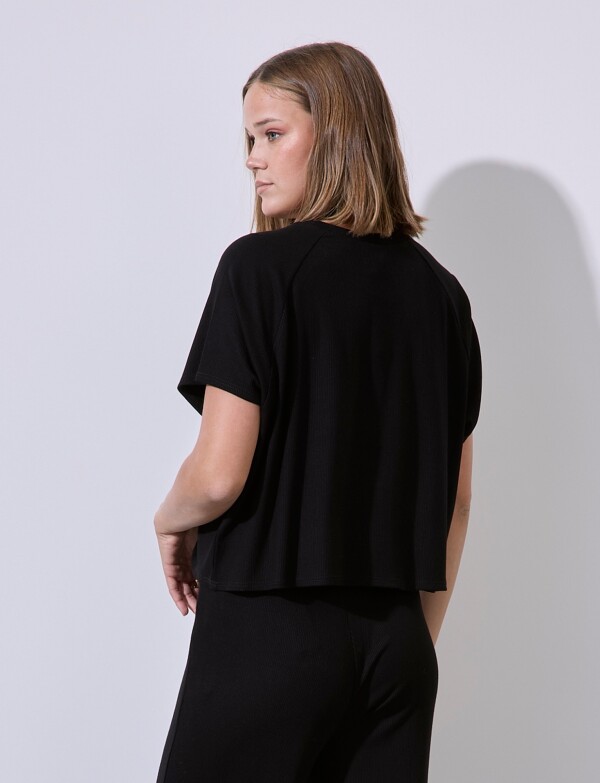 Remera Crop Rib NEGRO