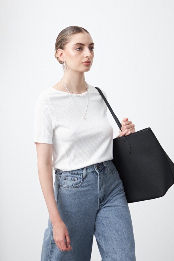 REMERA MIYASAKI Crudo